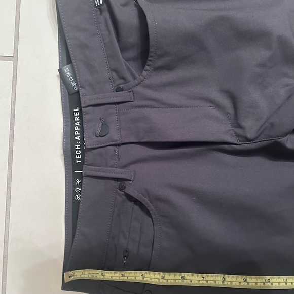 Men’s grey thermal flex cargo pants dri fit size 30 - Picture 4 of 9